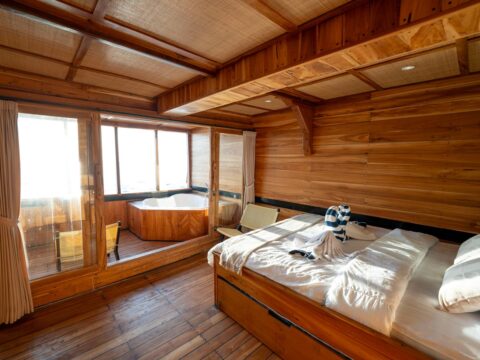 Lamborajo 3 Luxury Phinisi (Shared and Private Charter)