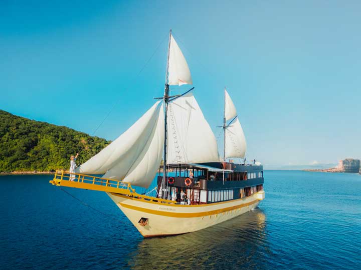 Luxury Phinisi
